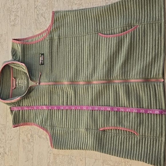 L.L. Bean Women's Airlight Knit Vest Size XL - Picture 7 of 11